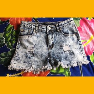 🧞‍♀️Distressed acid washed Gogo festival shorts